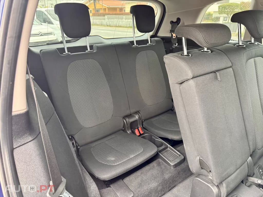 BMW 216 d 7L Advantage Auto