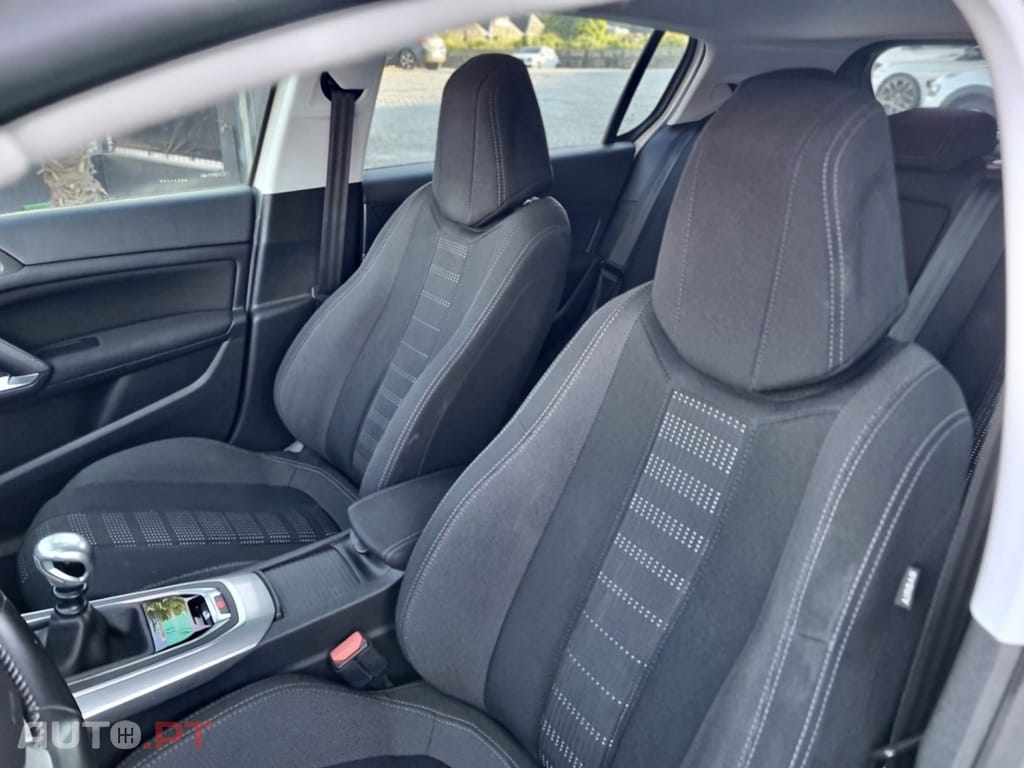 Peugeot 308 1.6 BlueHDi Allure