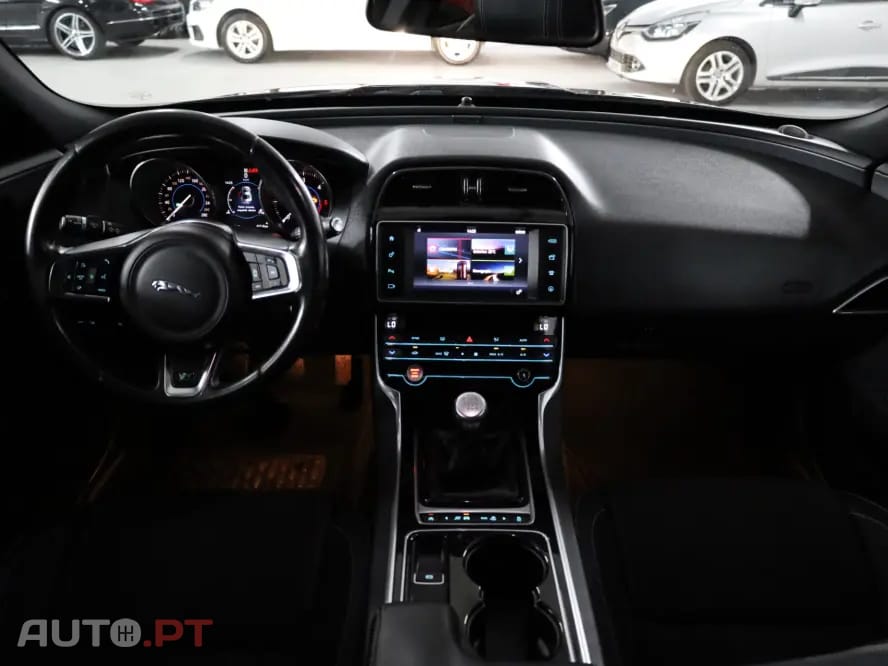 Jaguar XE 20d R-Sport