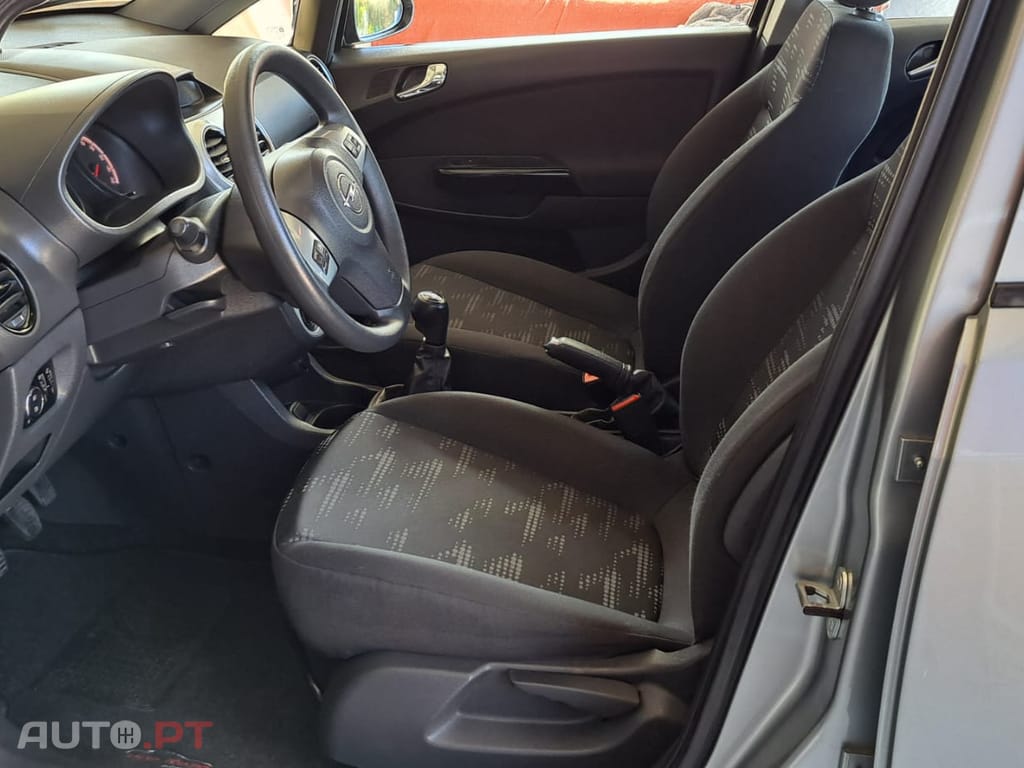 Opel Corsa 1.2 Enjoy