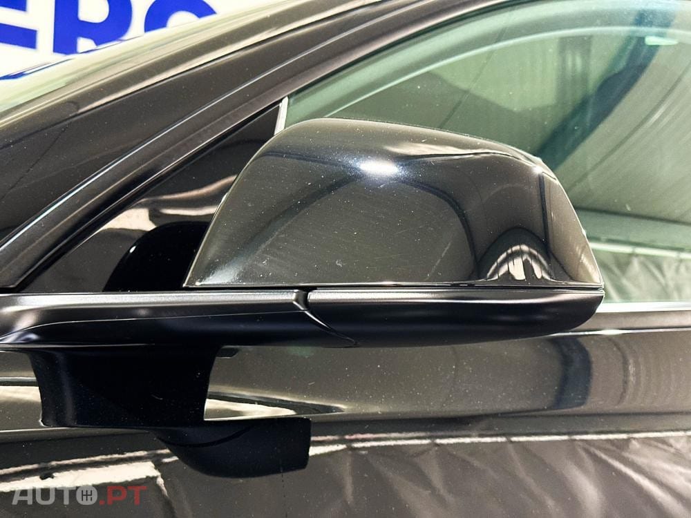 Tesla Model Y Long Range Dual Motor AWD