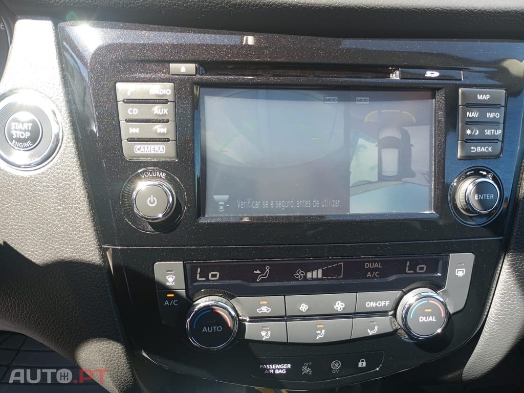 Nissan Qashqai 1.2 DIG-T N-Connecta 18 Xtronic