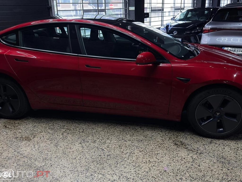 Tesla Model 3 Standard Range Plus RWD
