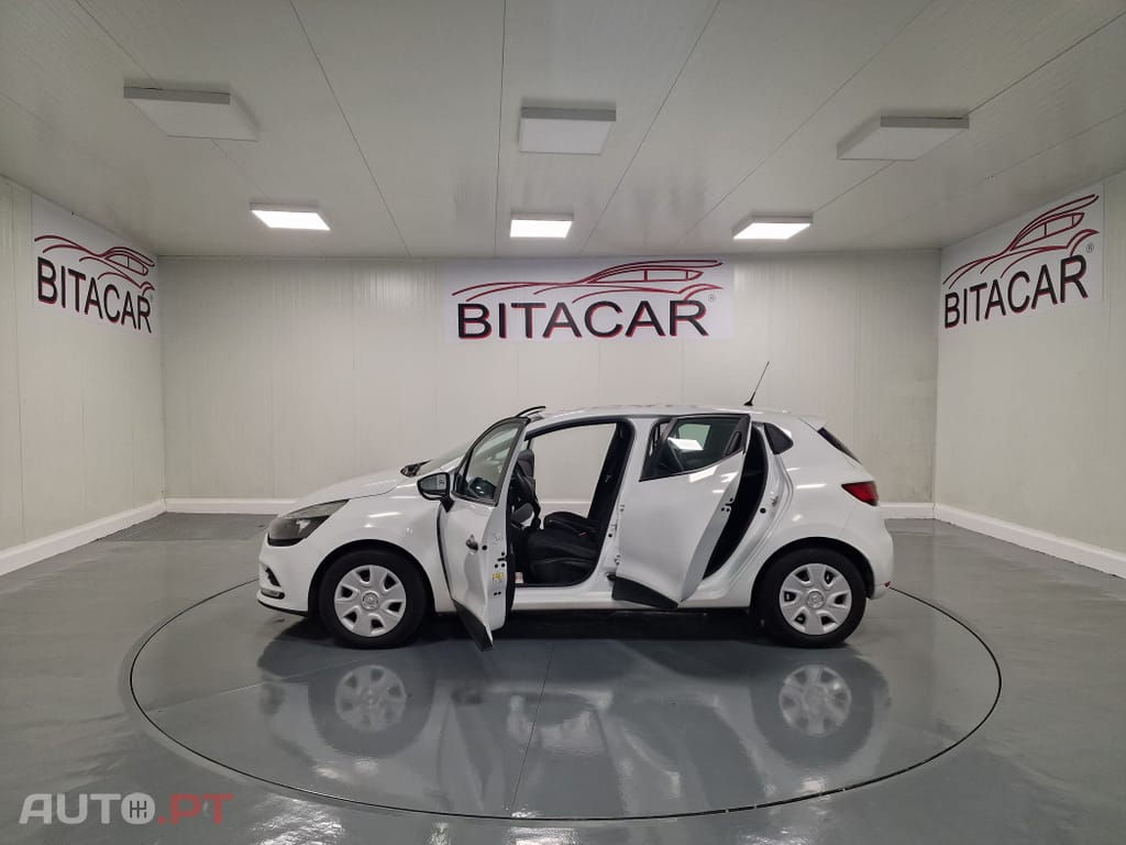 Renault Clio SOCIETE 1.5 DCI ZEN GPS IVA DEDUTIVEL