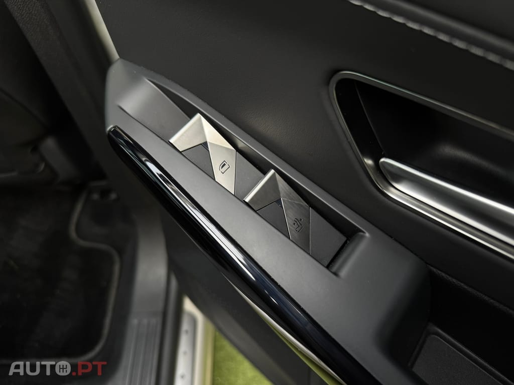 DS DS7 Crossback E-Tense Rivoli EAT8