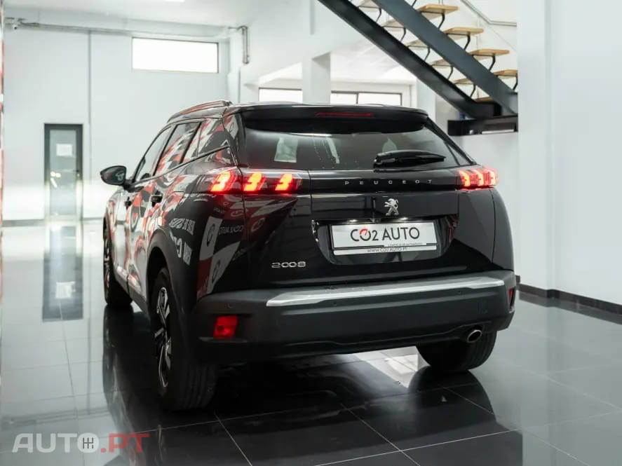 Peugeot 2008 1.5 BlueHDi Active Pack EAT8