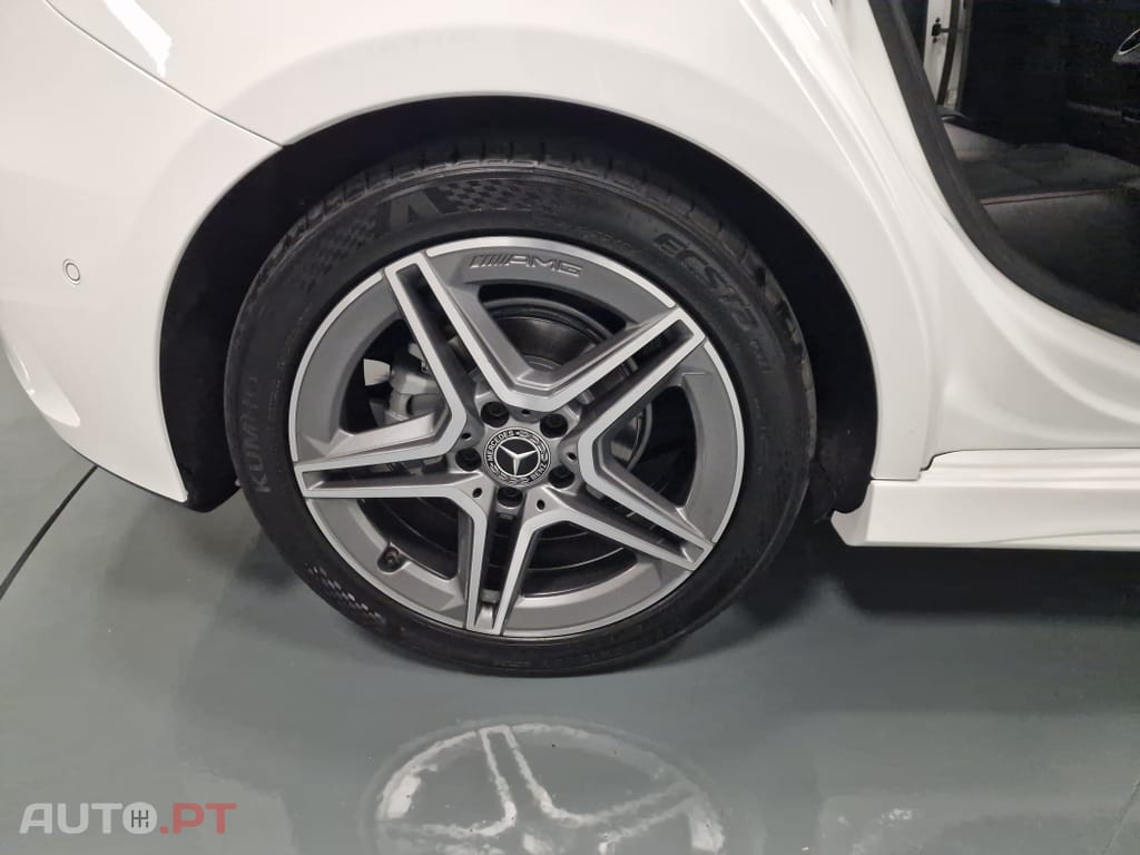 Mercedes-Benz A 180 d AMG Line Aut.