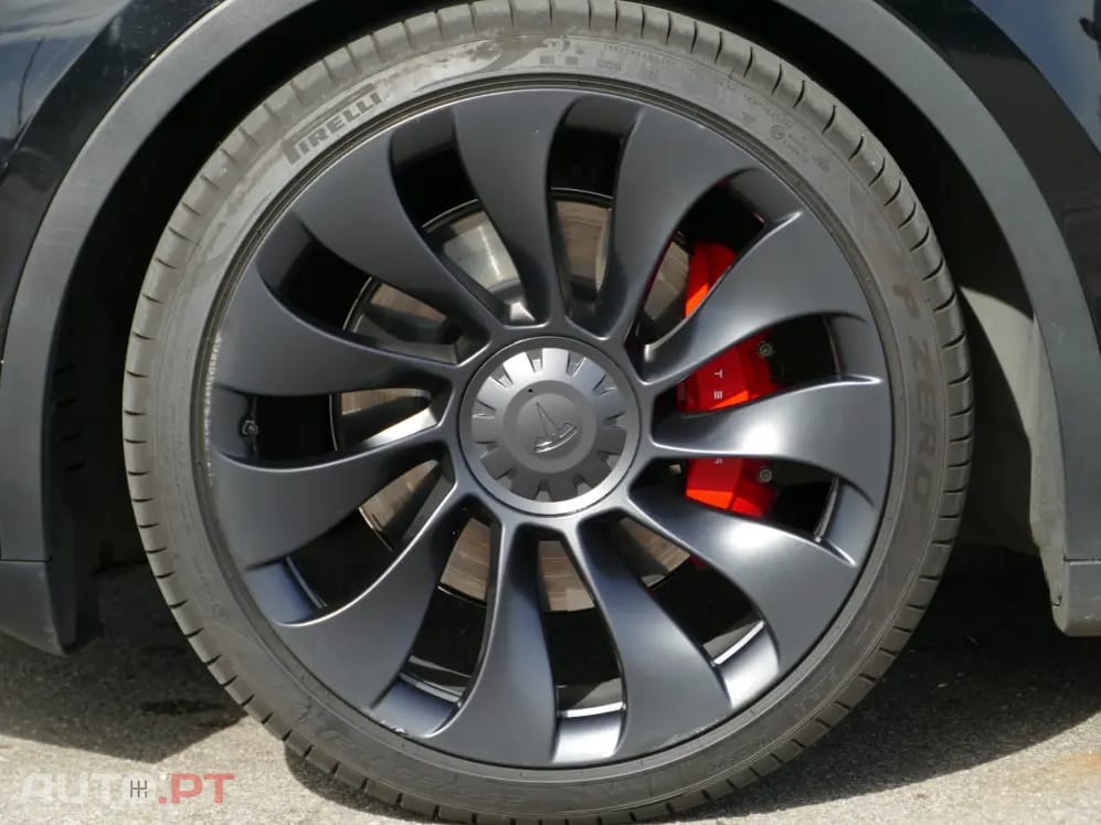 Tesla Model Y Performance Tração Integral