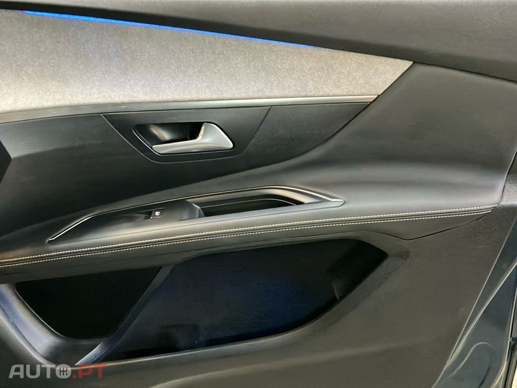 Peugeot 3008 1.5 BlueHDi GT EAT8