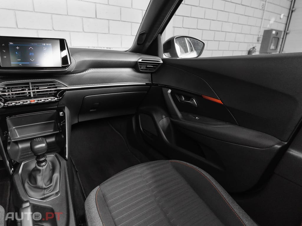 Peugeot 2008 1.2 PureTech Active