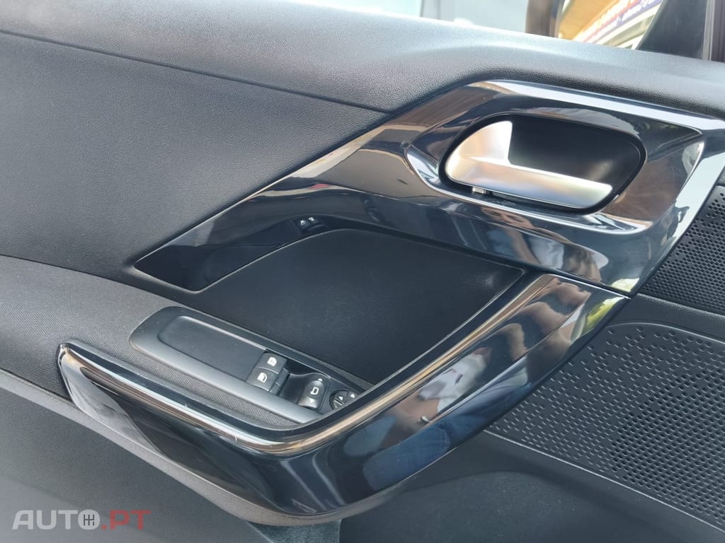 Peugeot 208 1.5 BlueHDi Active