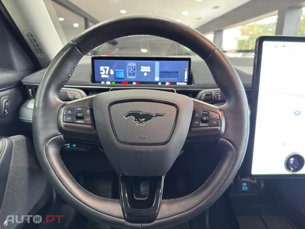 Ford Mustang Mach-E Premium AWD