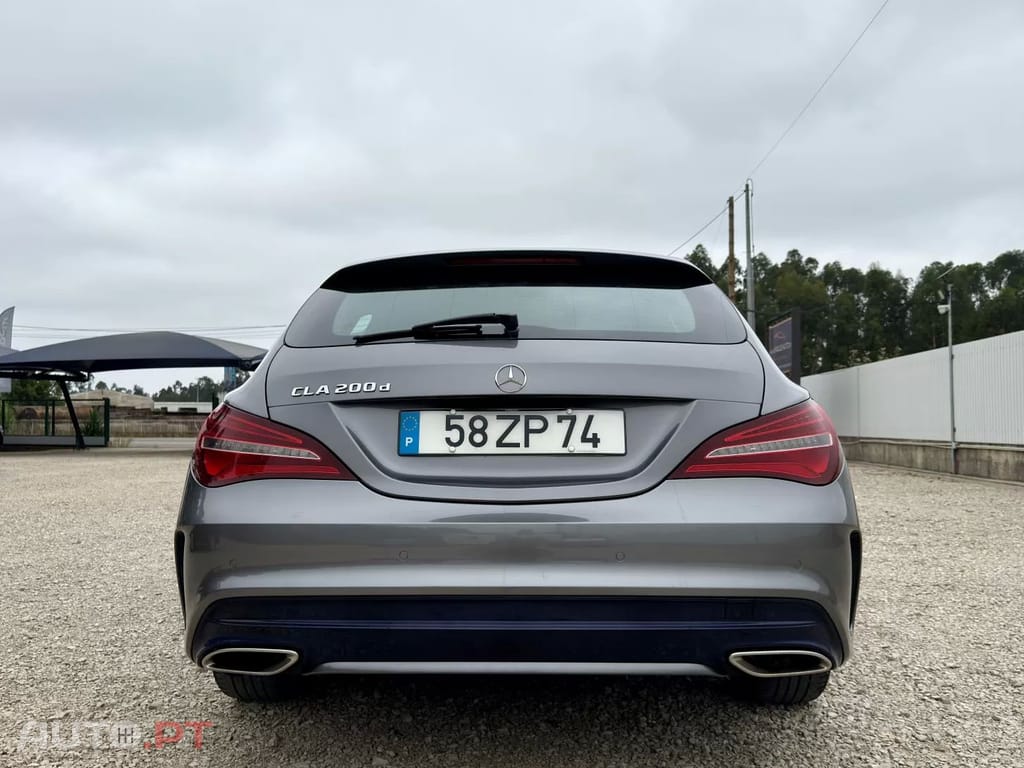 Mercedes-Benz CLA 200 d Shooting Brake AMG Line Aut. — fotografia 16