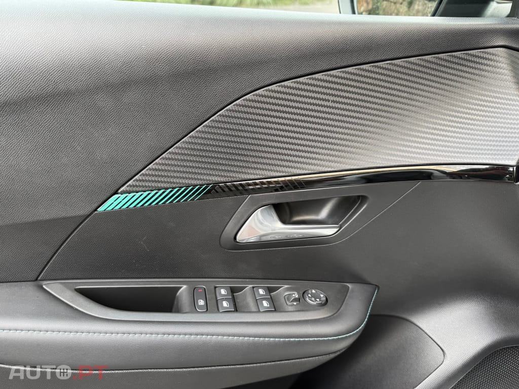 Peugeot E-208 50 kWh Active Pack
