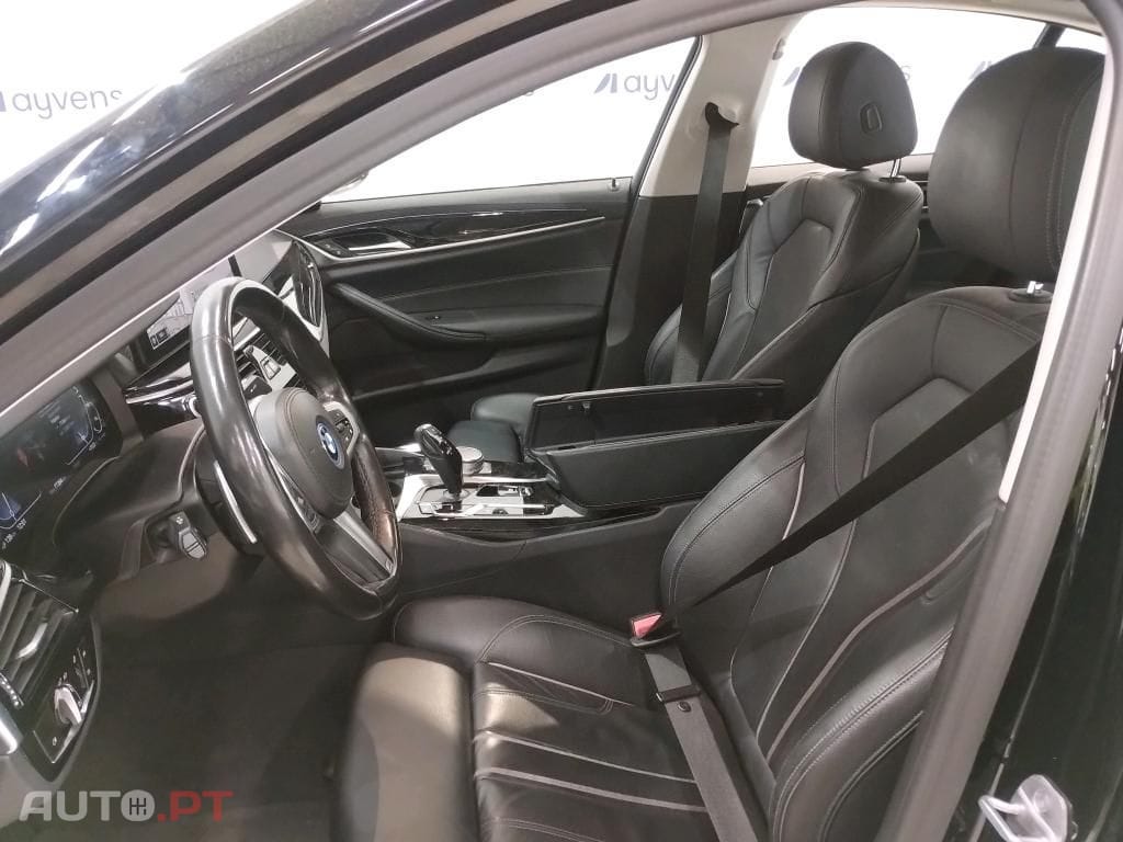 BMW 530 e Line Luxury