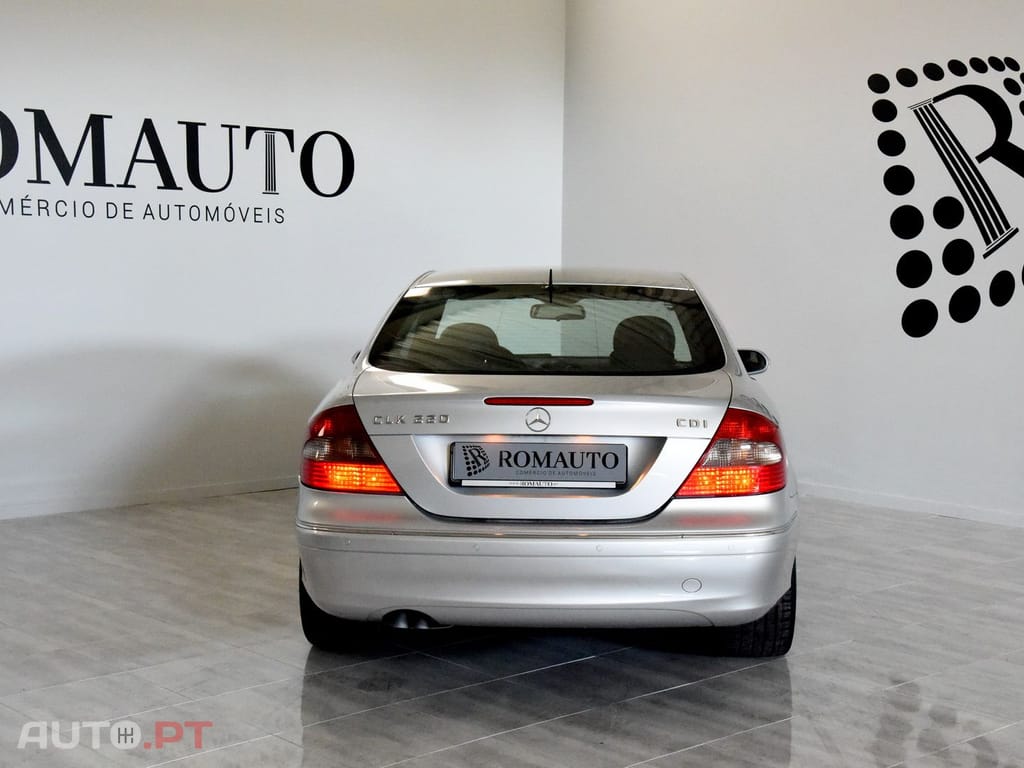 Mercedes-Benz CLK 220 CDI AVANTGARDE AUTO.