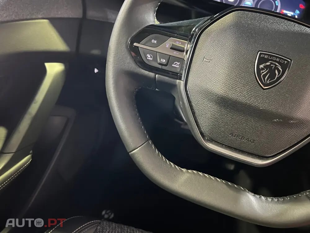 Peugeot 308 SW 1.2 Hybrid Allure e-DCS6