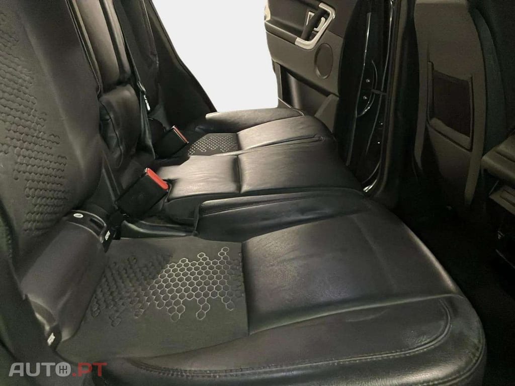 Land Rover Discovery Sport 2.0 TD4 SE