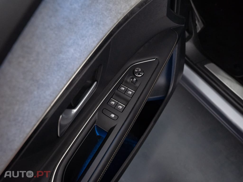 Peugeot 3008 1.5 BlueHDi GT EAT8