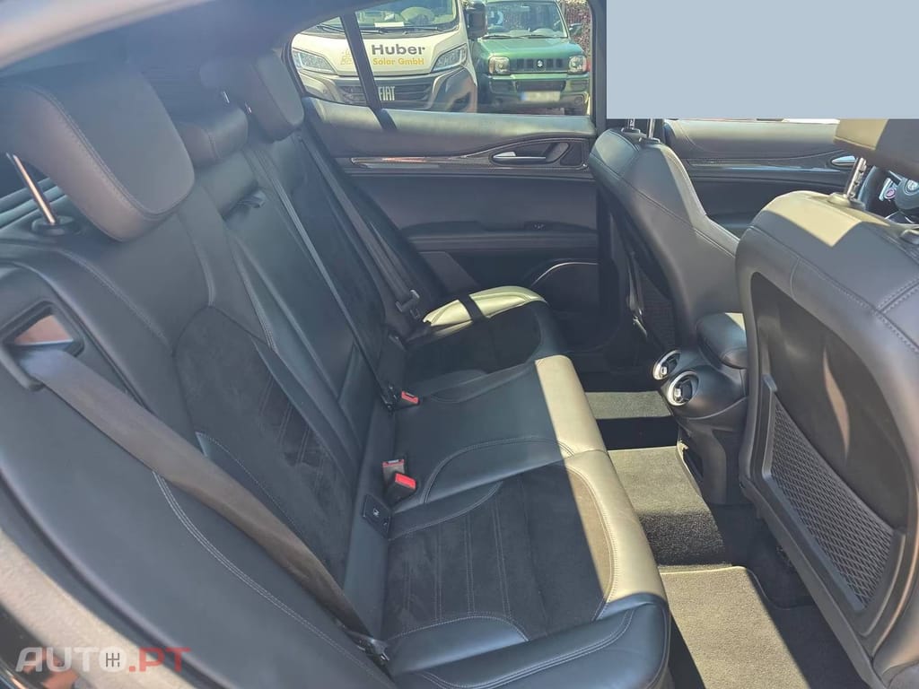Alfa Romeo Stelvio 2.9 T Quadrifoglio V6