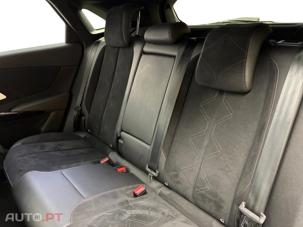 DS DS7 E-Tense Performance Line+ EAT8