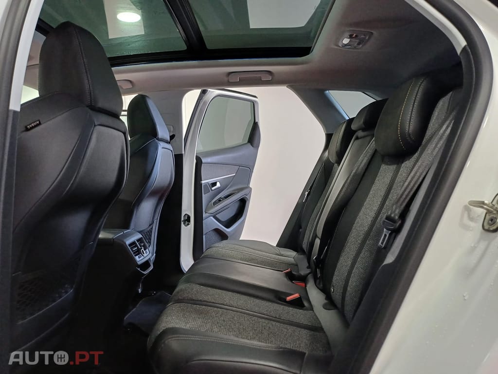 Peugeot 3008 1.2 PureTech Allure