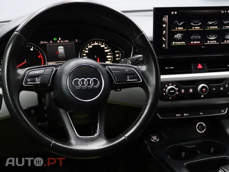 Audi A4 Avant 35 TDI S tronic — fotografia 12
