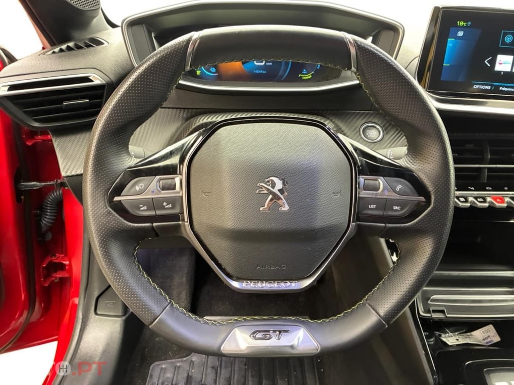 Peugeot E-208 50 kWh GT