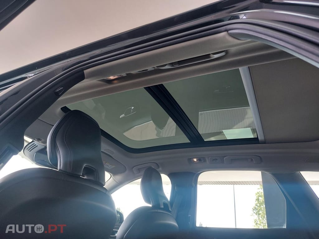 Volvo XC60 2.0 T8 PHEV Momentum AWD