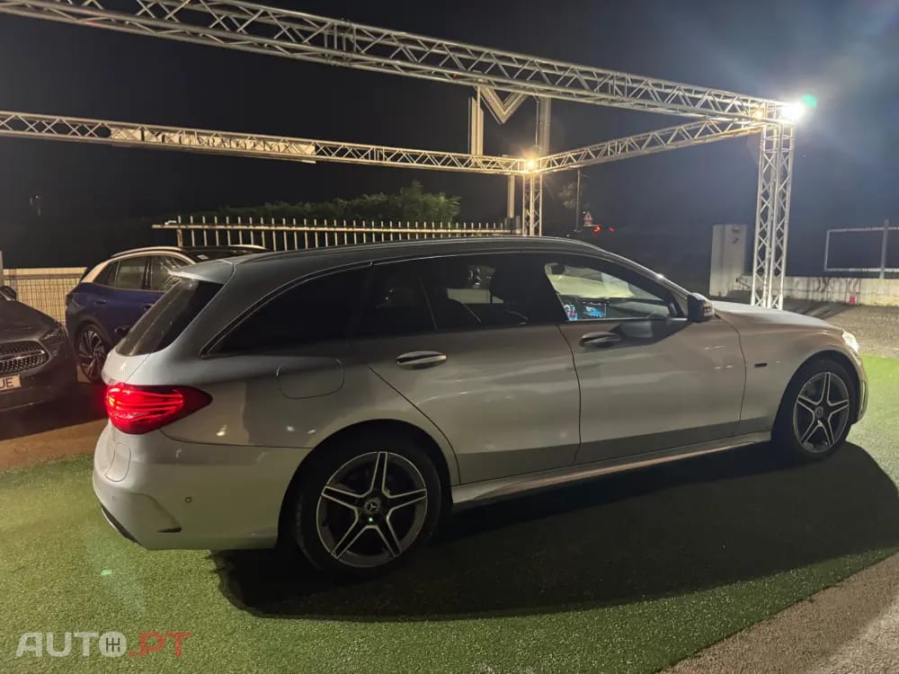 Mercedes-Benz C 300 de AMG Line