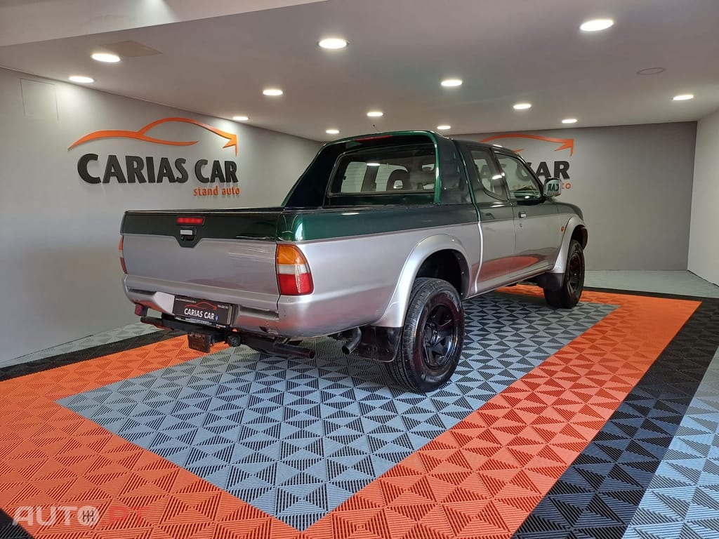 Mitsubishi L200 2.5 TD Club 3L
