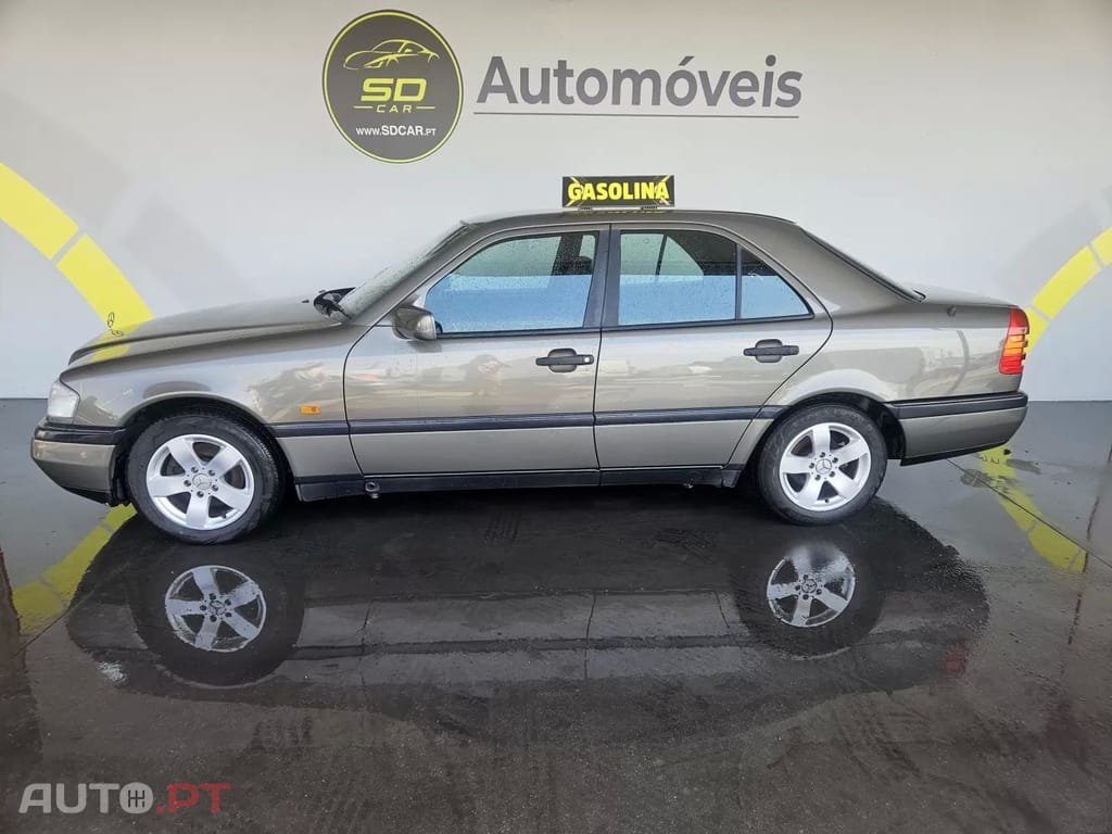 Mercedes-Benz C 180 Elegance