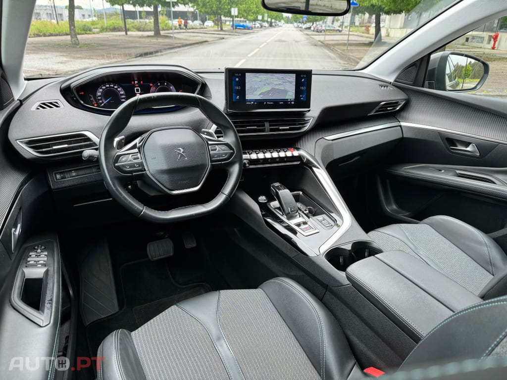 Peugeot 3008 1.5 BlueHDi Allure EAT8