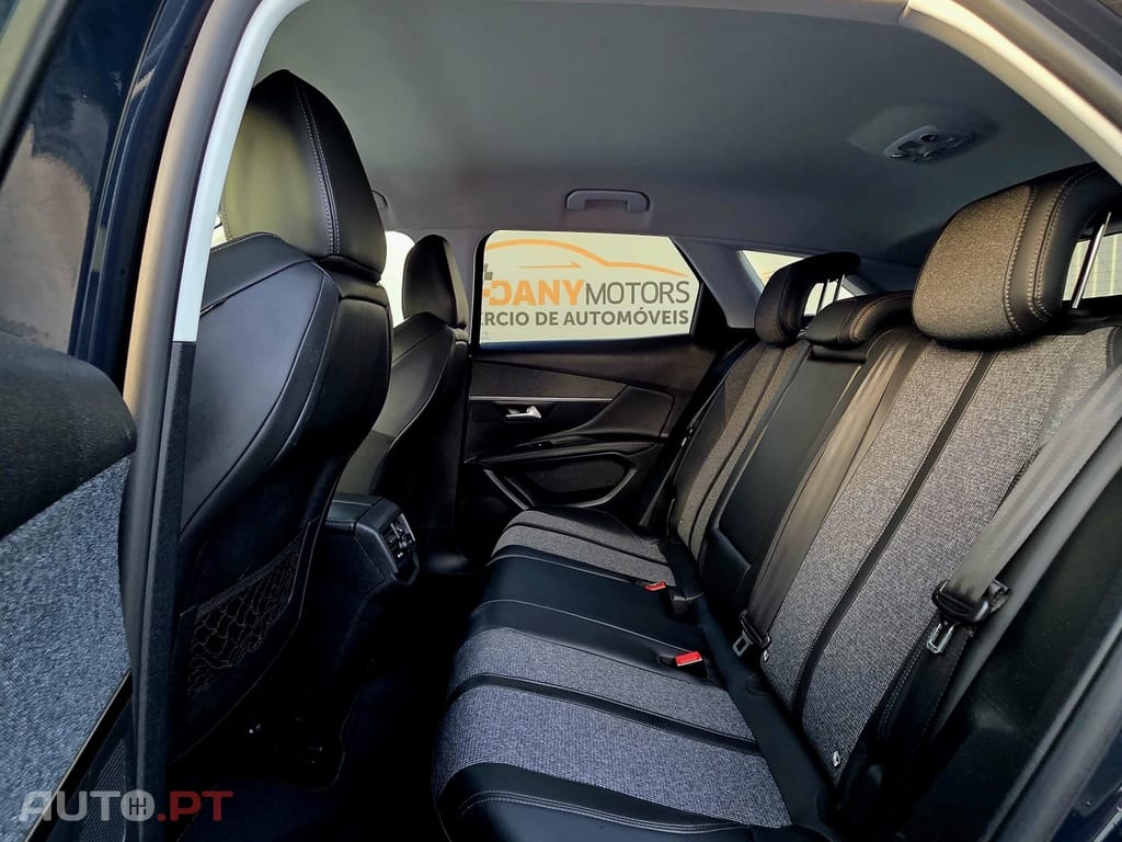 Peugeot 3008 1.5 BlueHDi Allure Pack EAT8