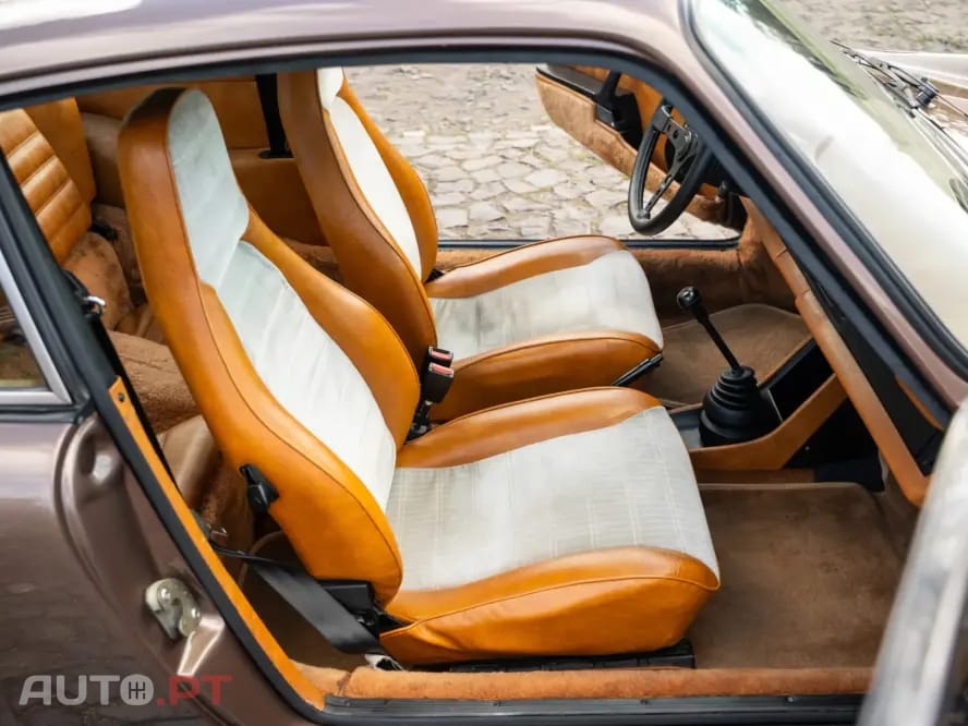 Porsche 911 911 Carrera 3.0
