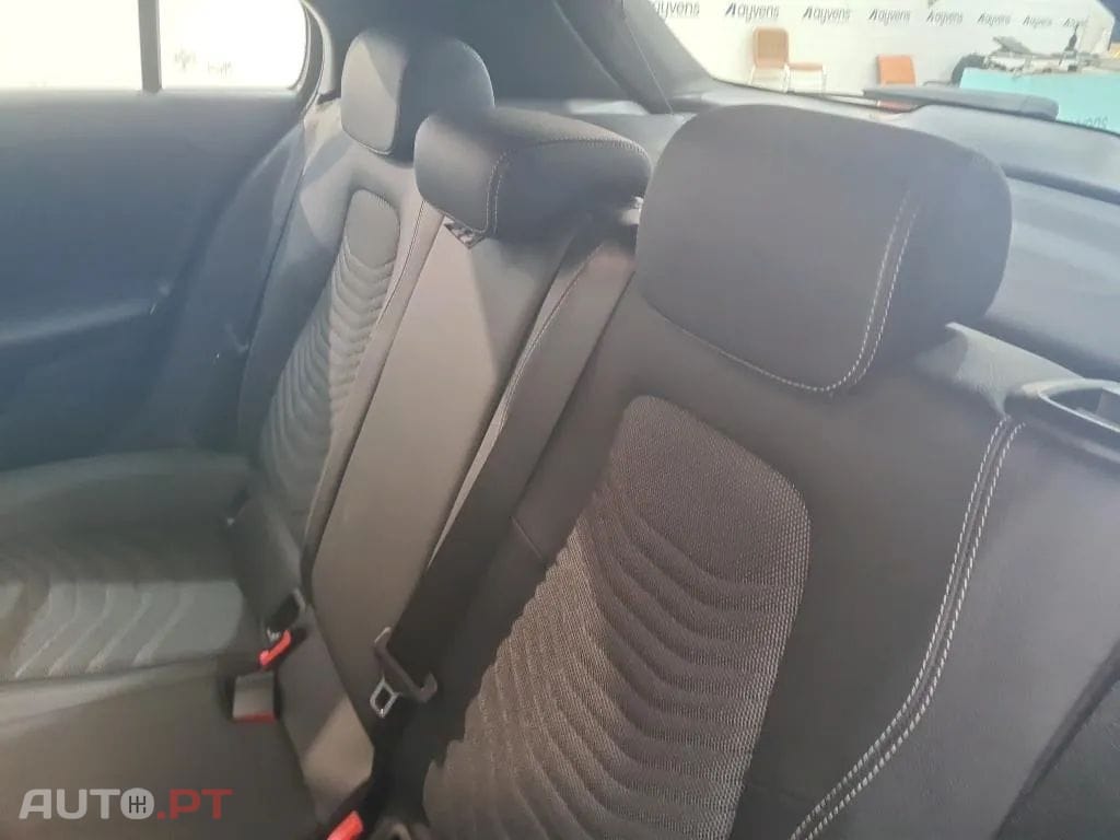 Mercedes-Benz A 250 e Style Plus