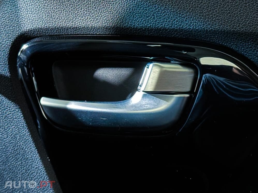 Kia Niro Premium Edition