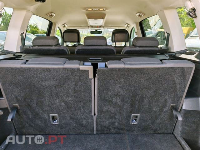 Volkswagen Touran 2.0 TDI Confortline DSG