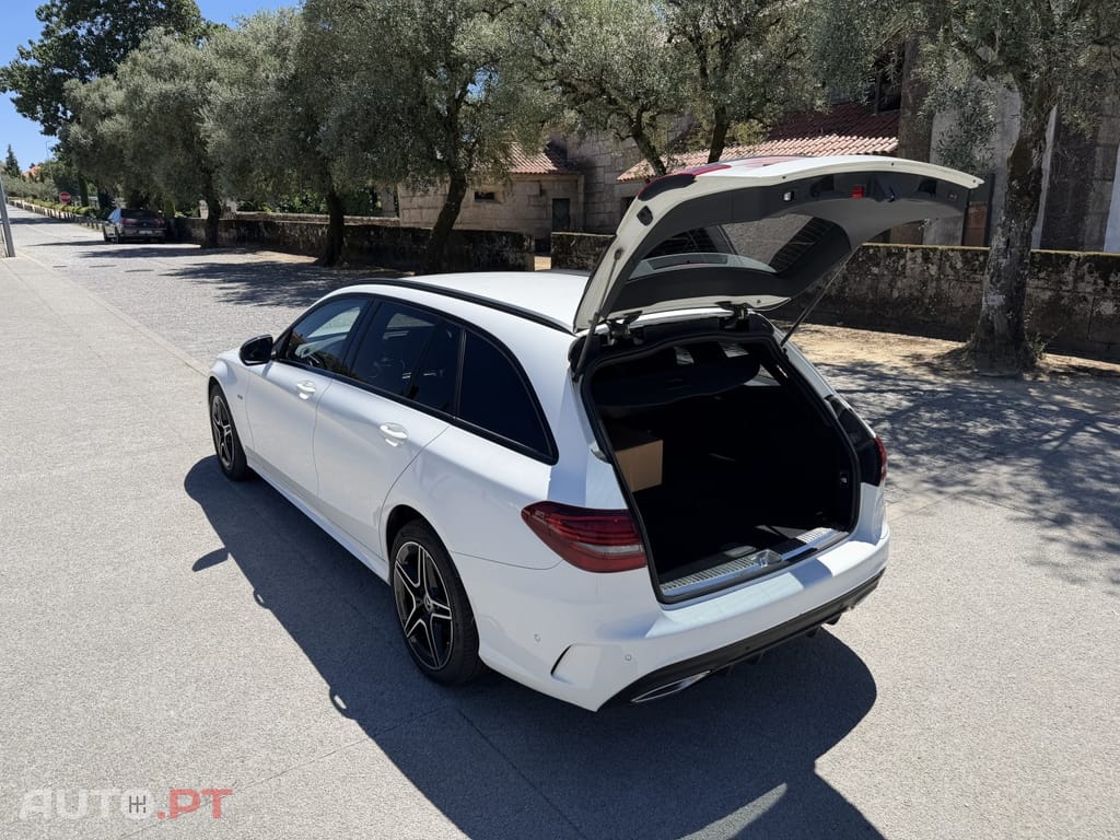 Mercedes-Benz C 300 de T 9G-TRONIC AMG Line