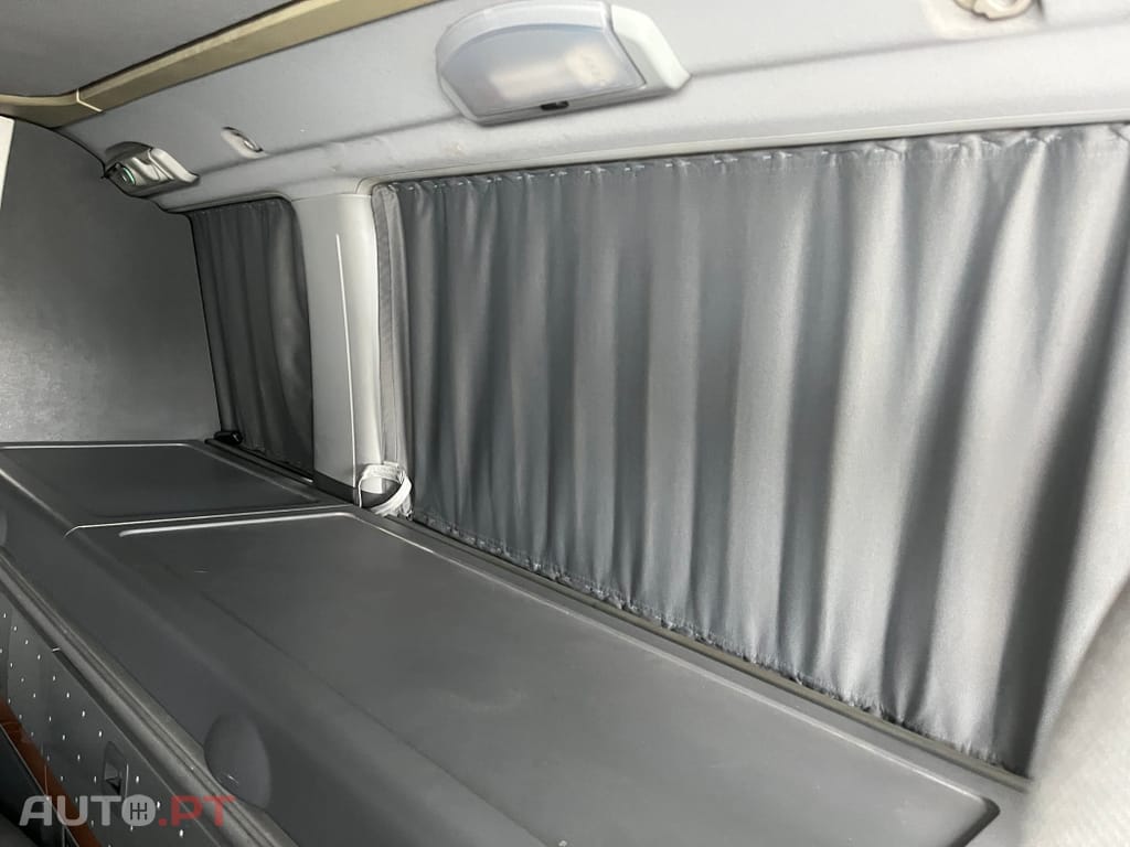 Mercedes-Benz Viano Outro