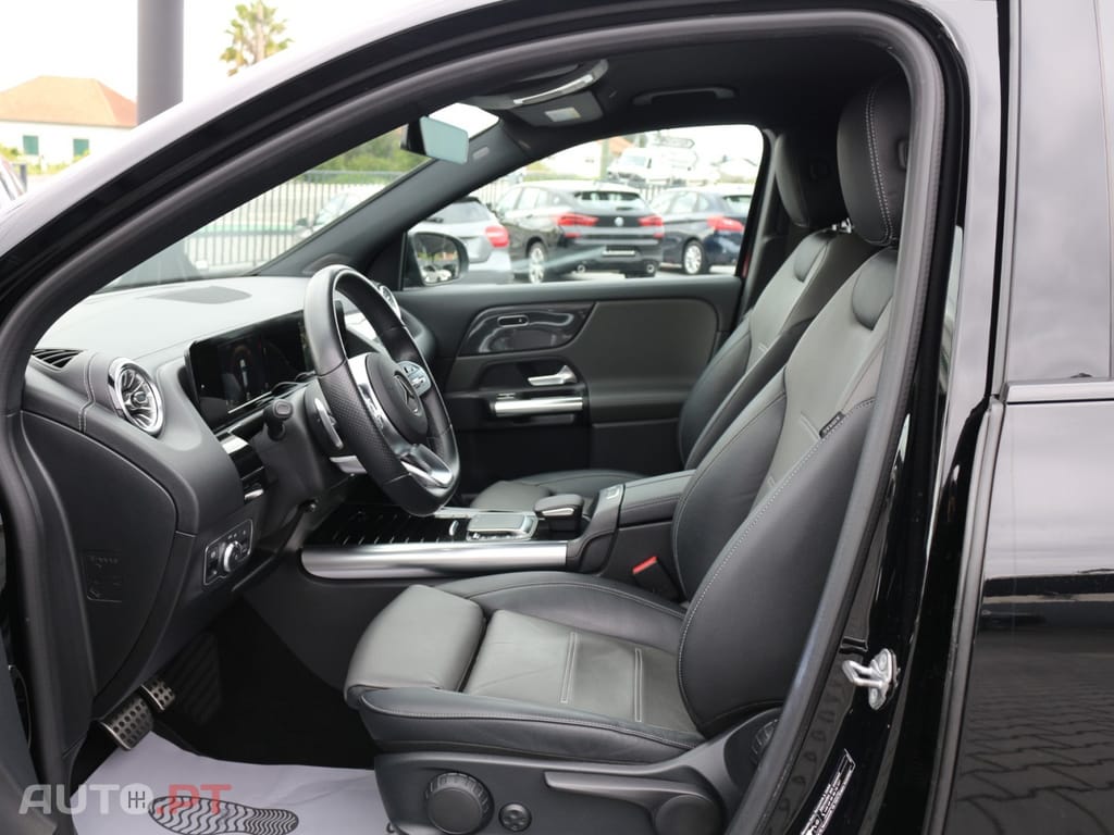 Mercedes-Benz GLA 200 D  AMG PACK NIGHT