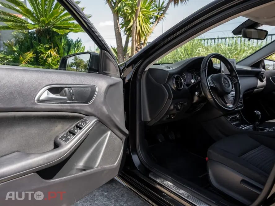 Mercedes-Benz A 180 d Fleet Pack Urban