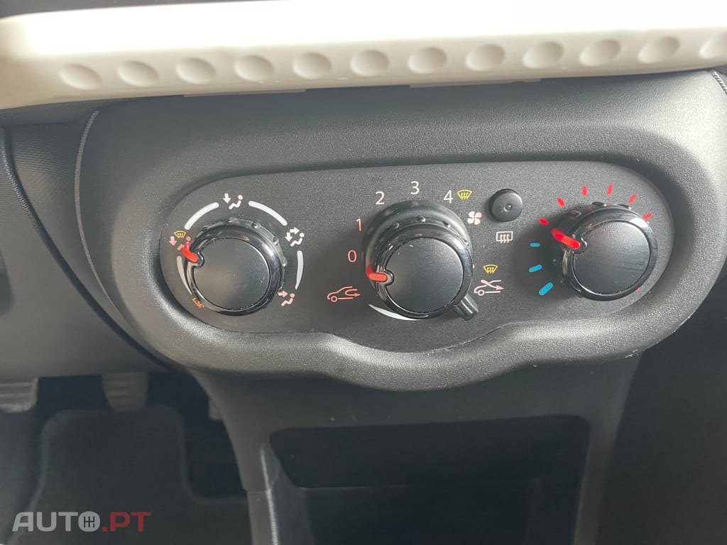 Renault Twingo 1.0 SCe Zen