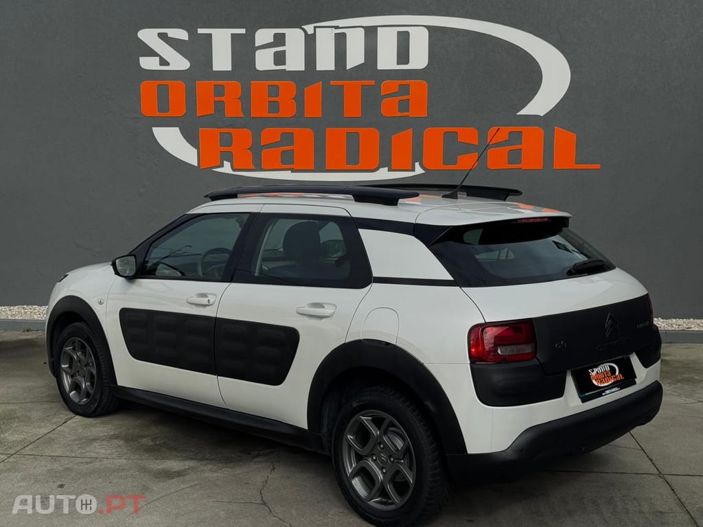 Citroen C4 Cactus 1.2 PureTech Shine EAT6