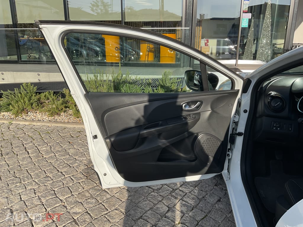 Renault Clio Sport Tourer 0.9 TCE Limited