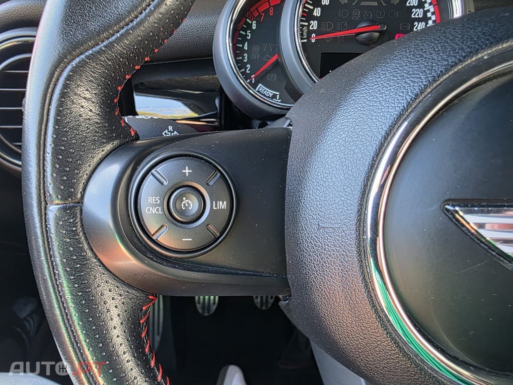 MINI Cooper John Cooper Works