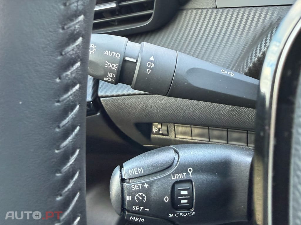 Peugeot 2008 1.2 PureTech Active Pack