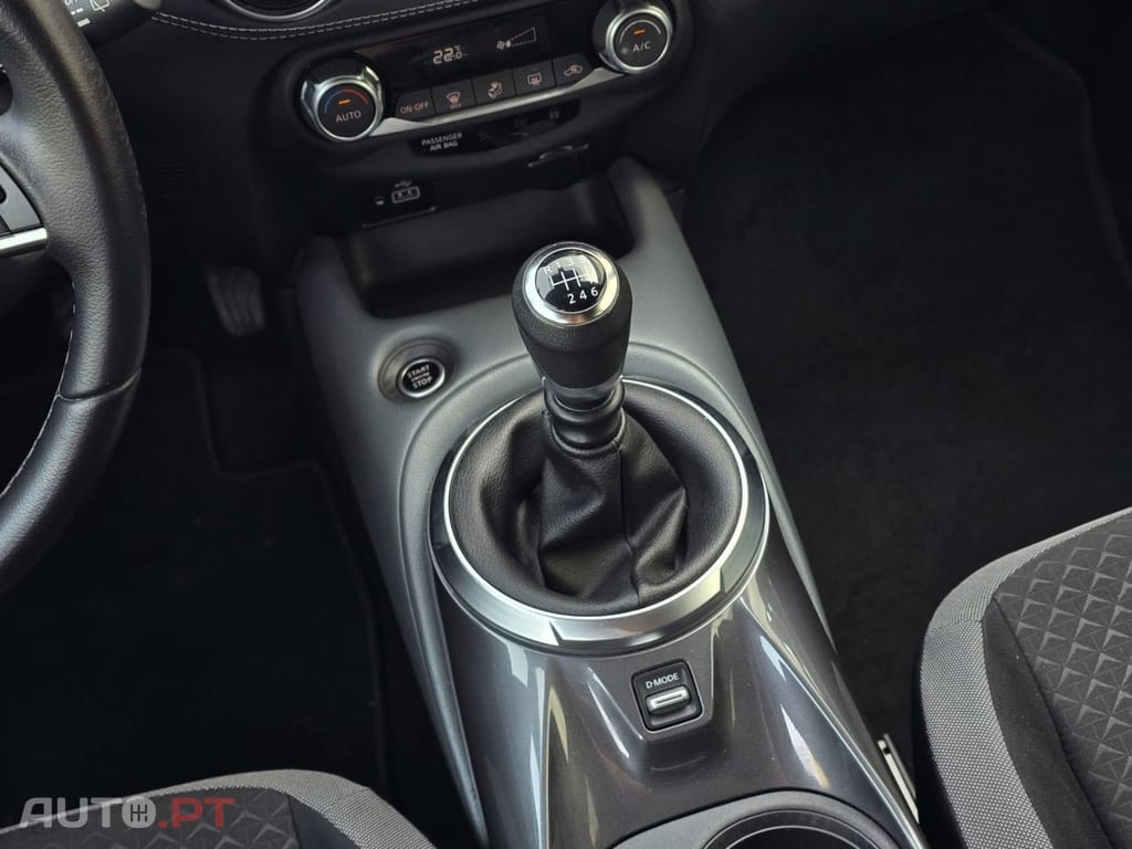 Nissan Juke 1.0 DIG-T N-Connecta
