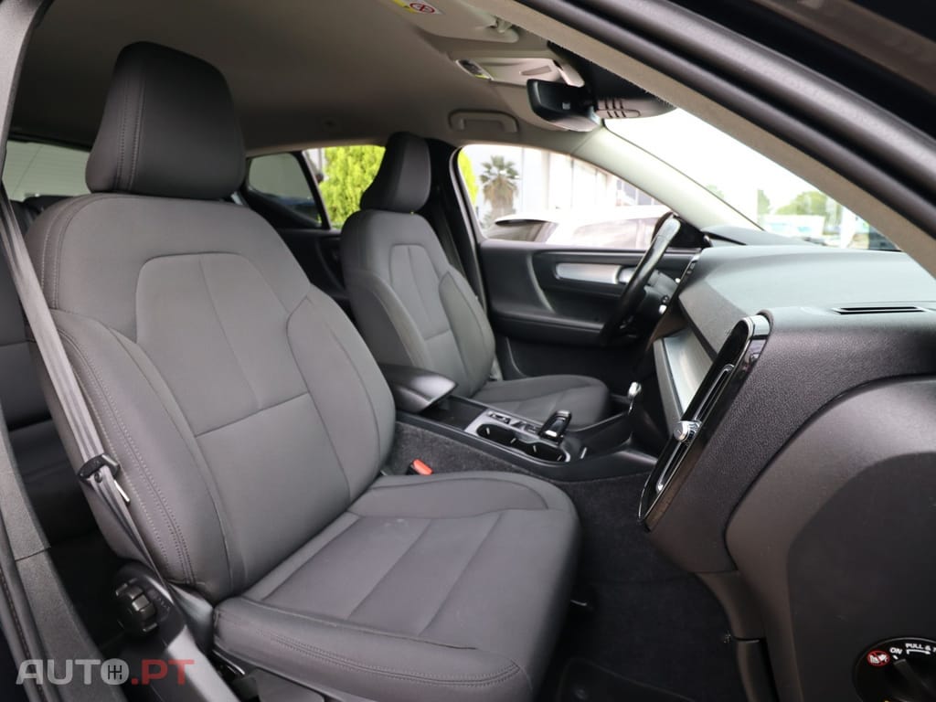 Volvo XC40 Hibrido-Gasolina