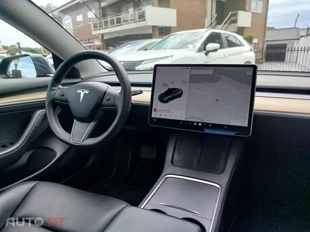Tesla Model 3 Long-Range Dual Motor AWD